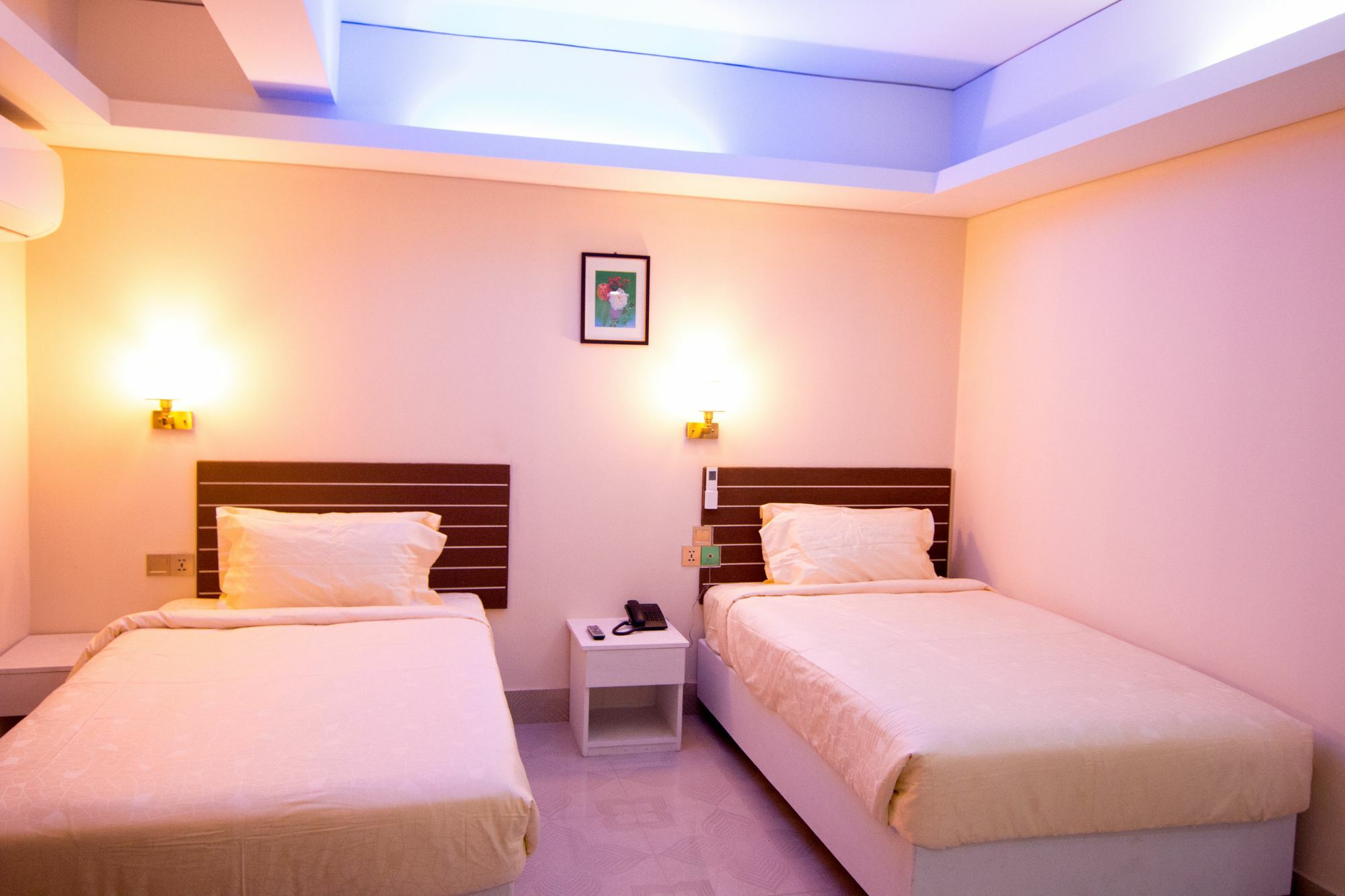 Hotel Shuktara Dhaka Zewnętrze zdjęcie